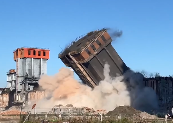 VOLADURA TORRE DE CARBÓN Nº 3